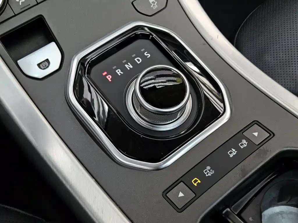 Land Rover Range Rover Evoque 2017 — фото 11