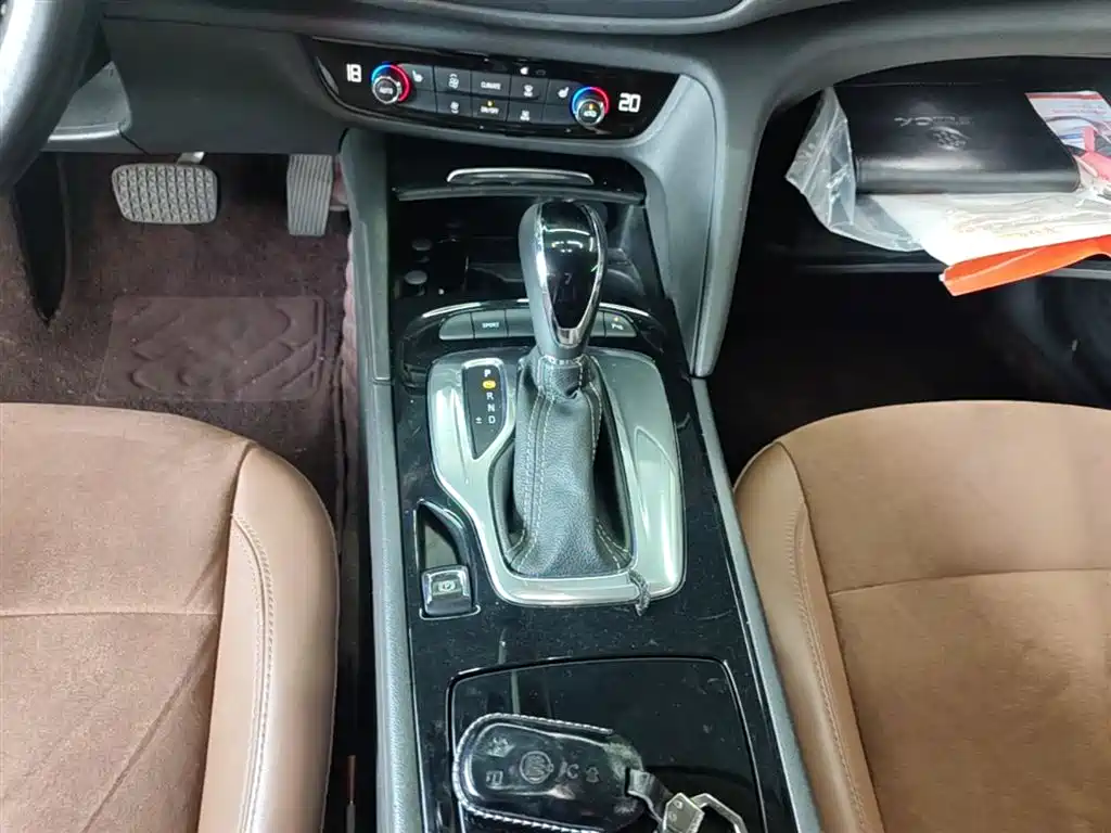 Buick Regal 2019 — фото 14