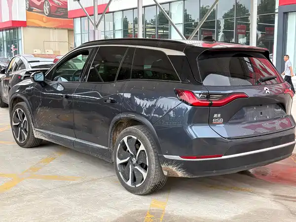 NIO ES8 2020