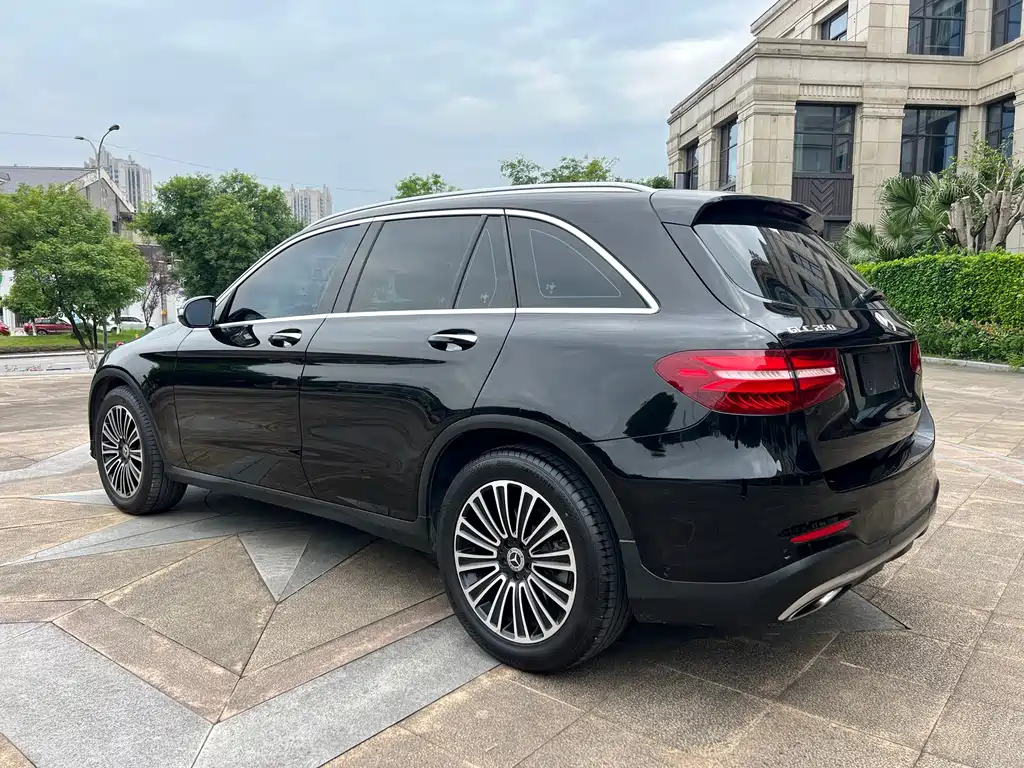 Mercedes-Benz GLC 2018 — фото 5