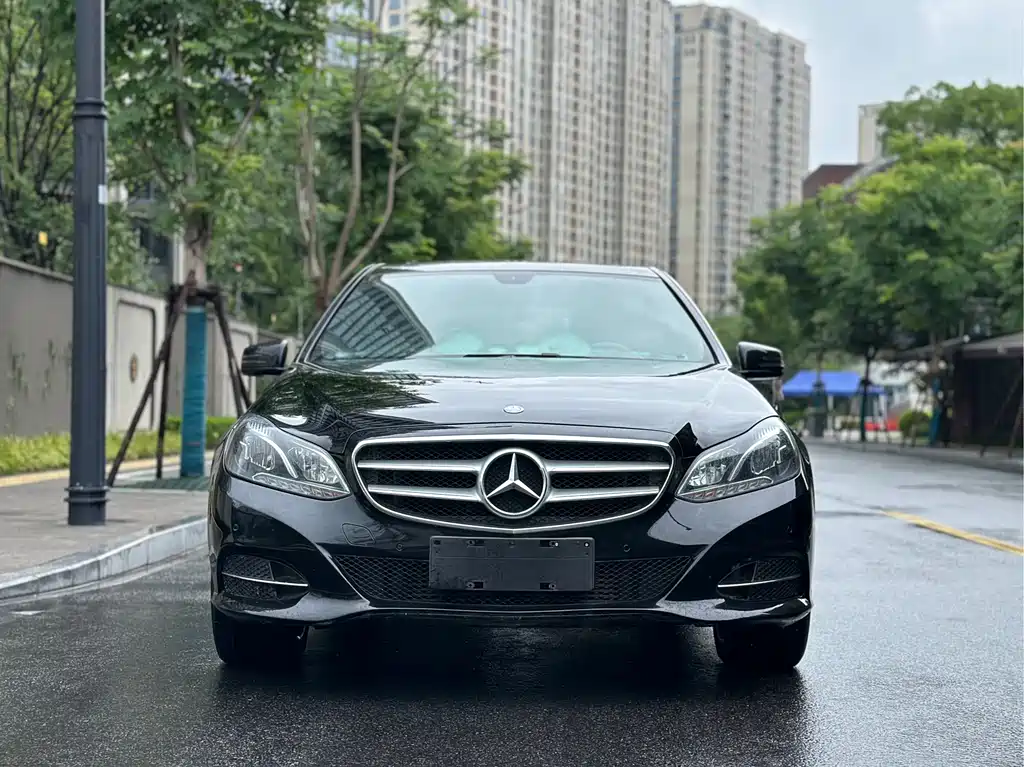 Mercedes-Benz E-Class 2015