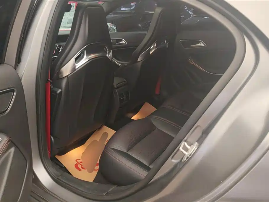 Mercedes-Benz A-Class AMG 2017 — фото 11