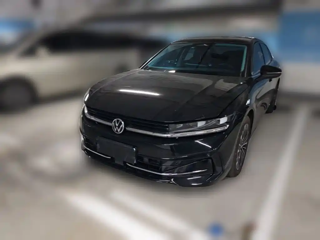 Volkswagen Magotan 2025