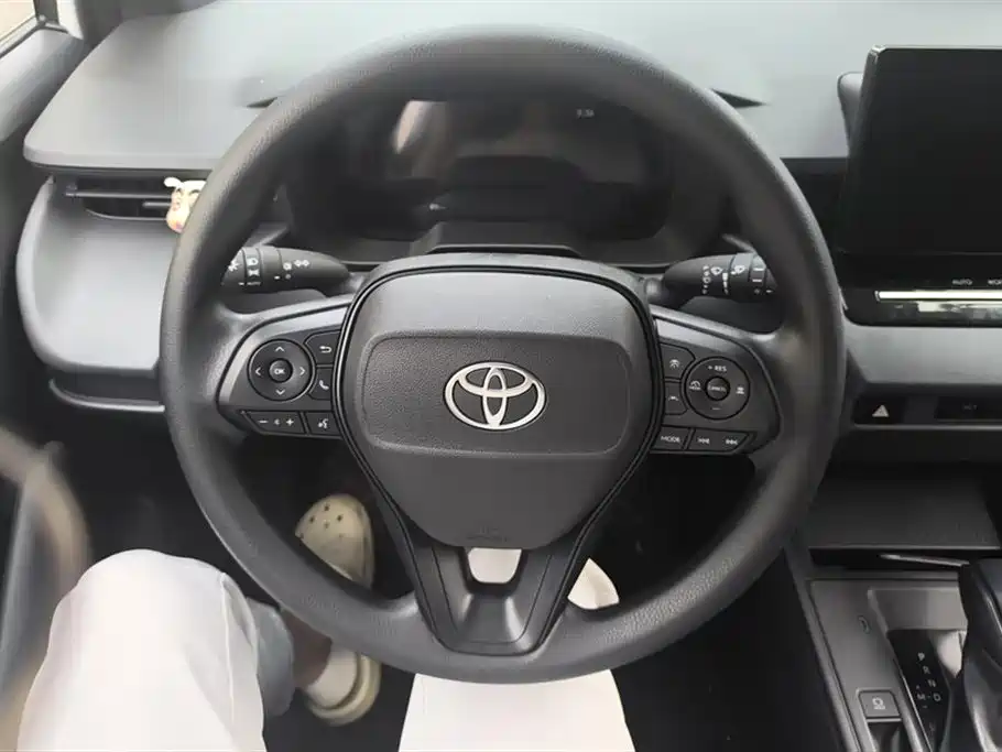 Toyota Corolla Cross 2026 — фото 15