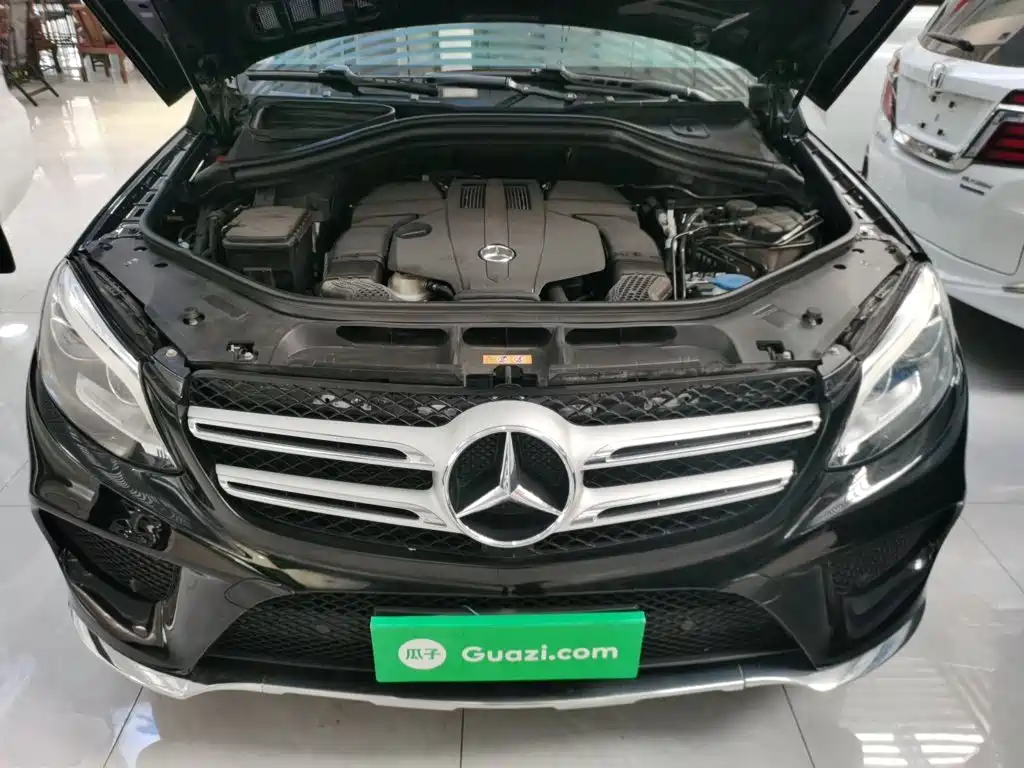 Mercedes-Benz GLE 2017 — фото 16