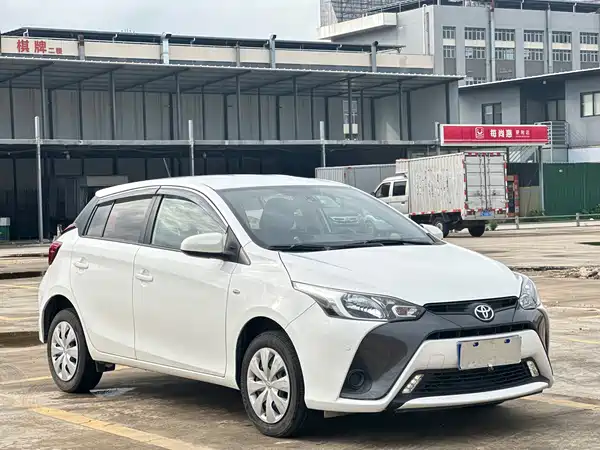 Toyota Yaris L 2019