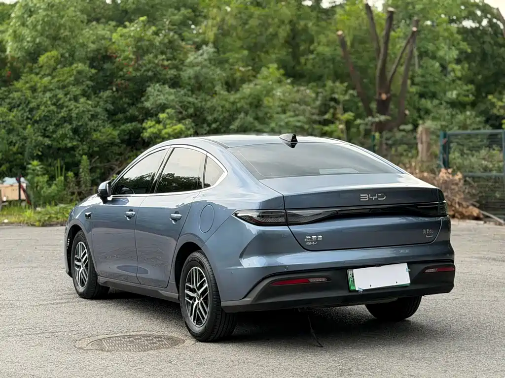 BYD Seal 05 DM-i 2025 — фото 6