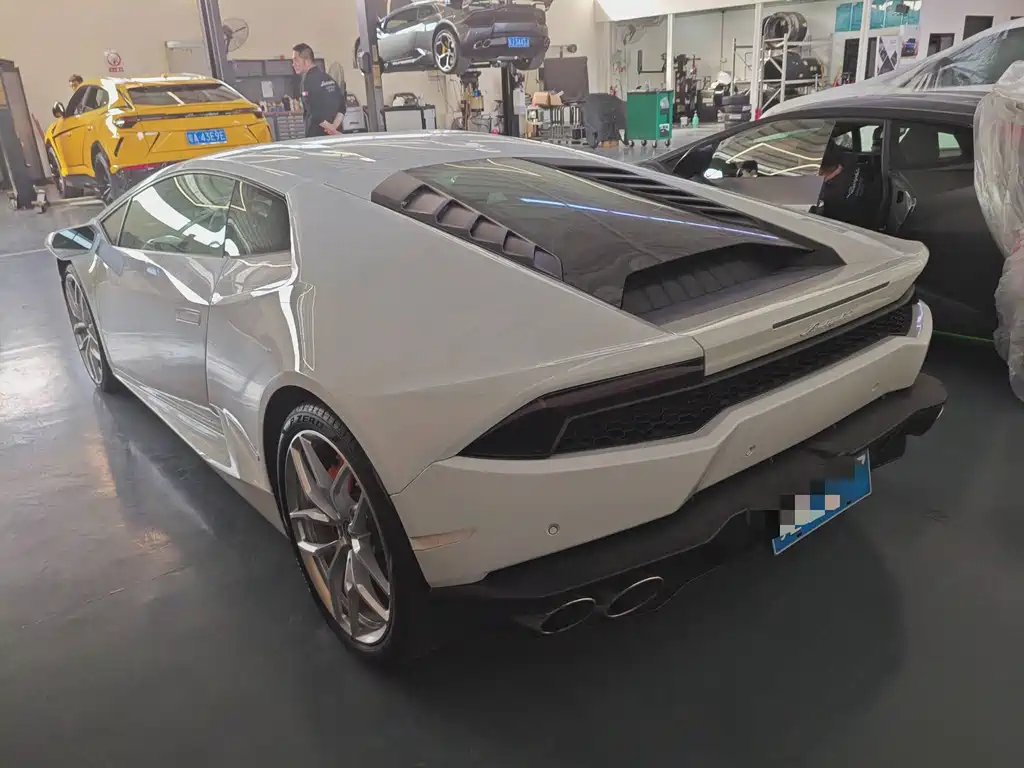 Lamborghini Huracán 2015 — фото 9