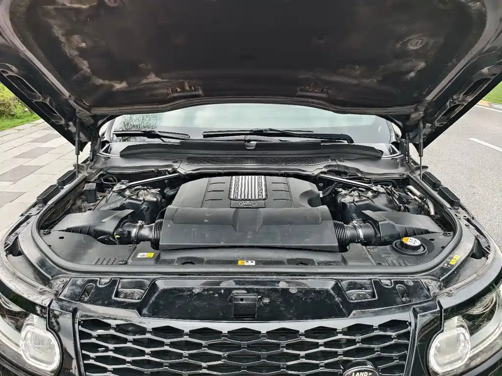 Land Rover Range Rover Sport 2016 — фото 11