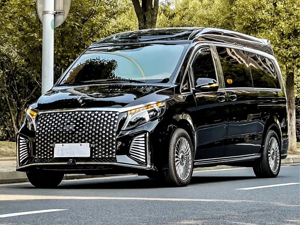 Mercedes-Benz V-Class 2024