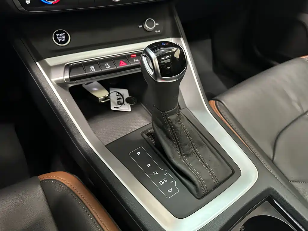 Audi Q3 2023 — фото 18