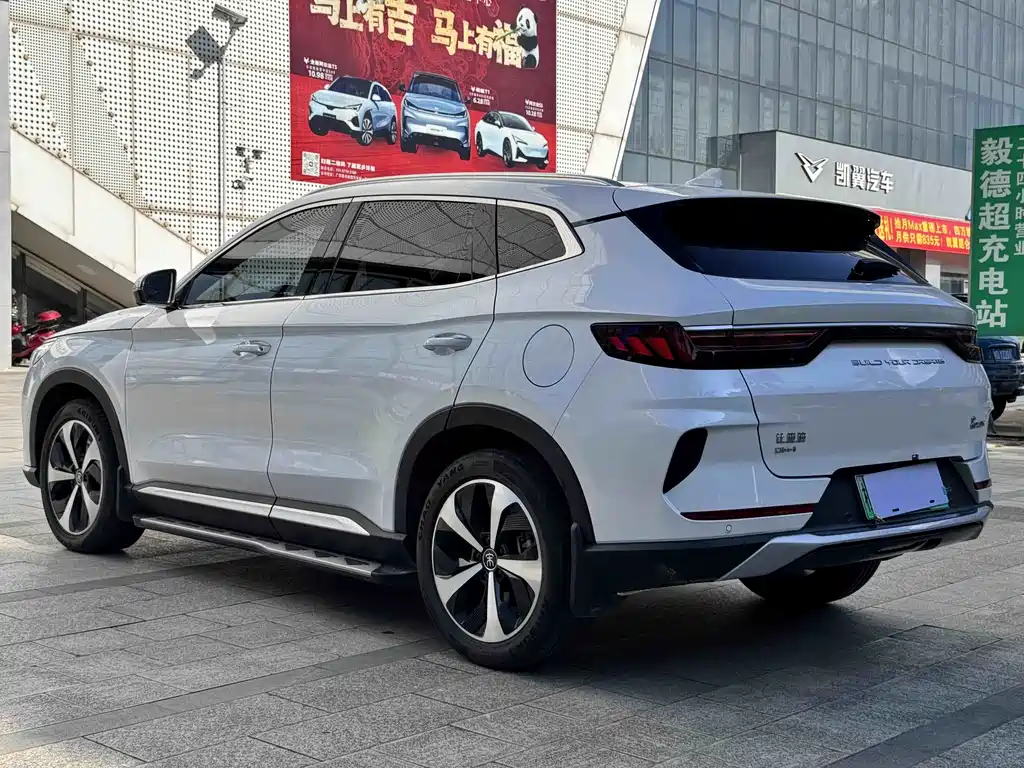 BYD Song PLUS New Energy 2023 — фото 6