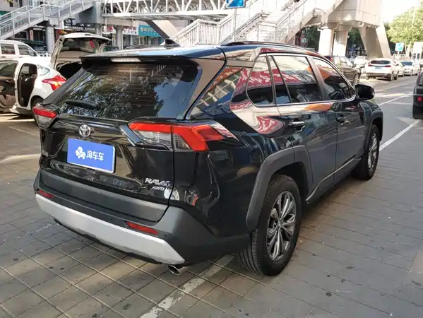 Toyota RAV4 2023