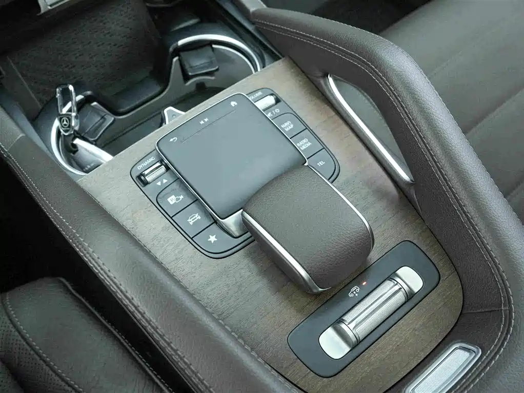Mercedes-Benz GLS 2021 — фото 10