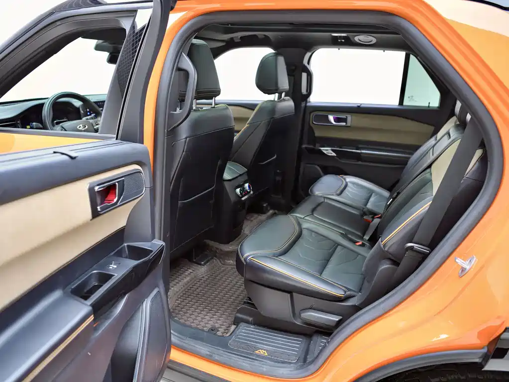 Ford Explorer 2024