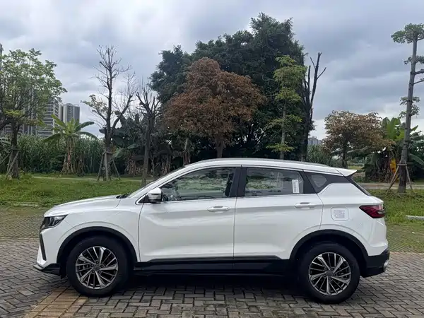 Geely Binyue 2022
