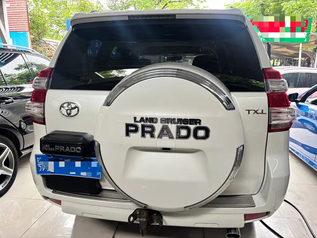 Toyota Prado 2014 — фото 15
