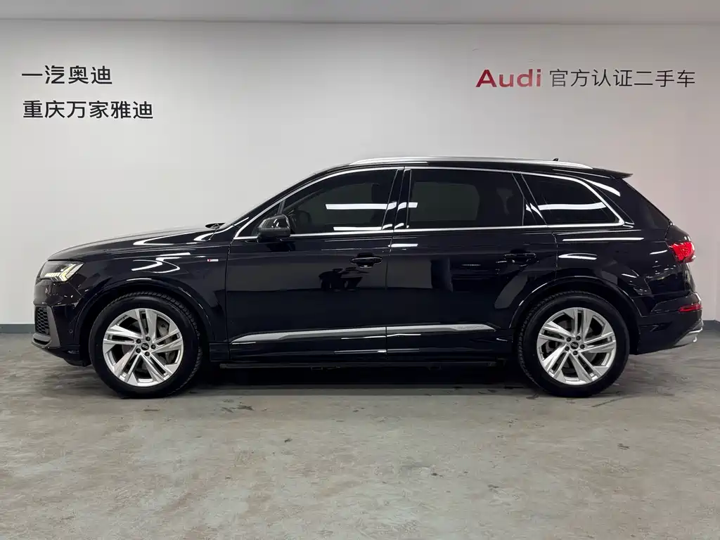 Audi Q7 2021 — фото 19