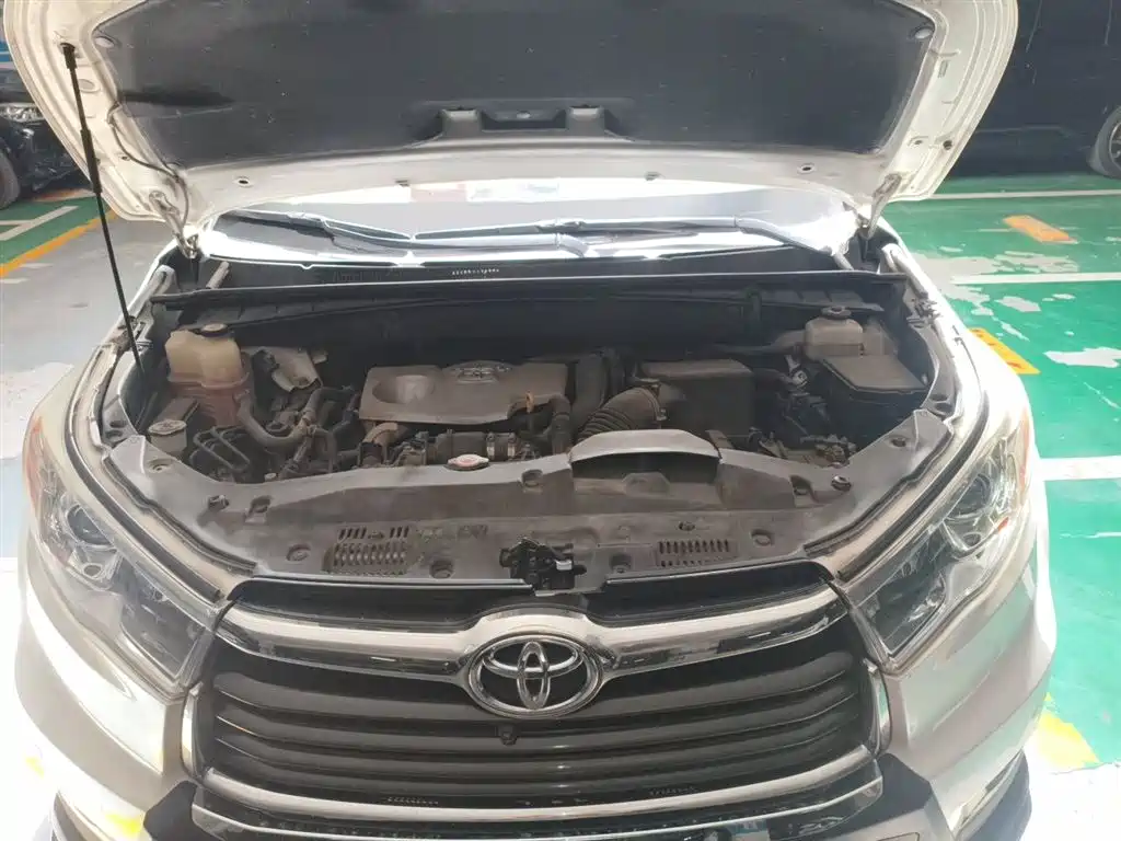 Toyota Highlander 2017 — фото 11