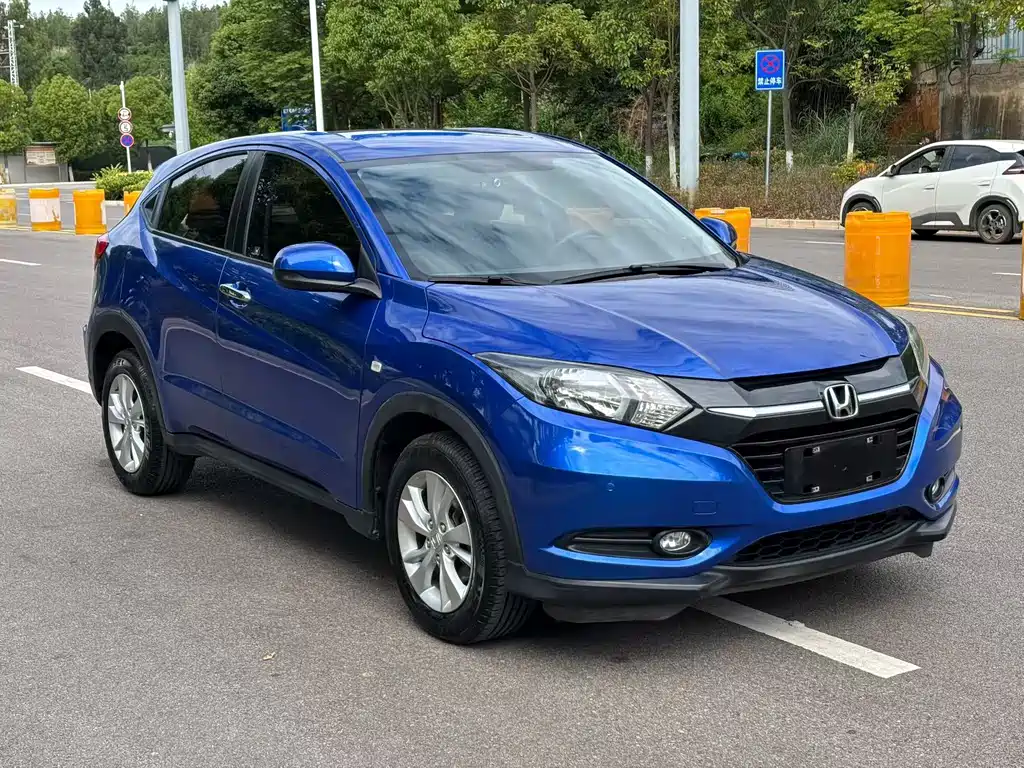 Honda Vezel 2015