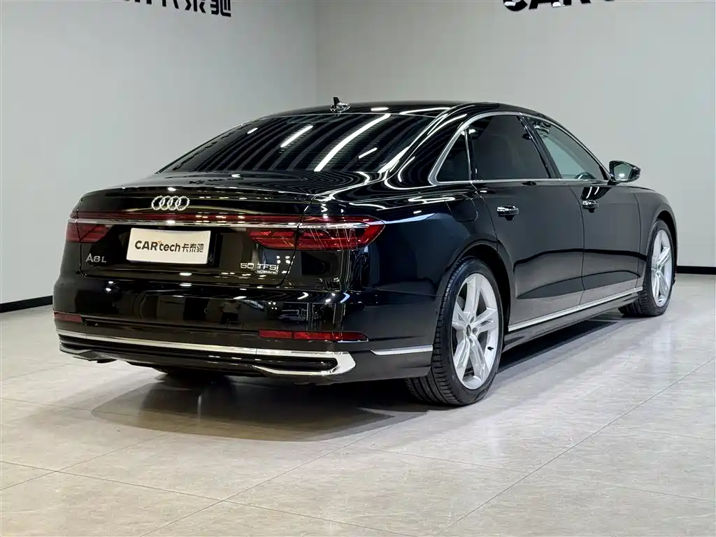 Audi A8 2023