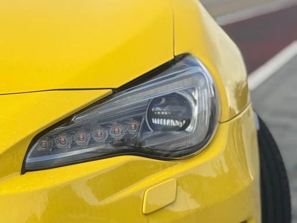 Subaru BRZ 2017 — фото 3