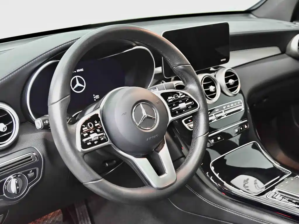 Mercedes-Benz GLC 2020 — фото 20