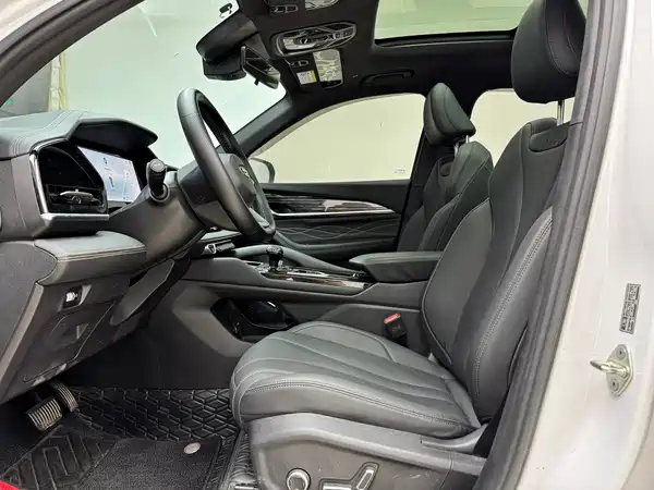 Geely Xingyue L 2024