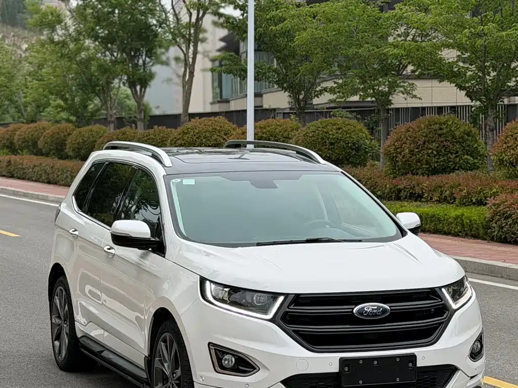 Ford Edge 2018 — фото 3