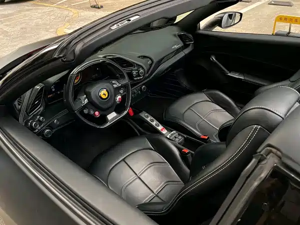 Ferrari 488 2017