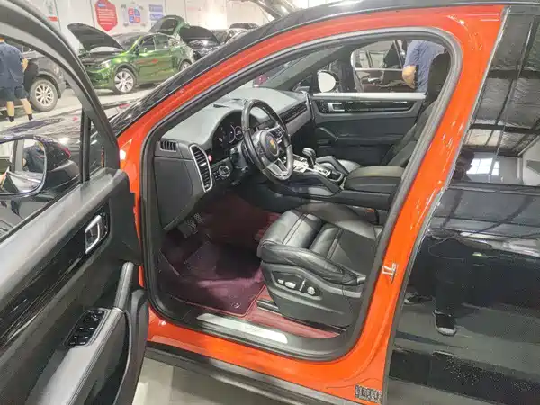 Porsche Cayenne 2020