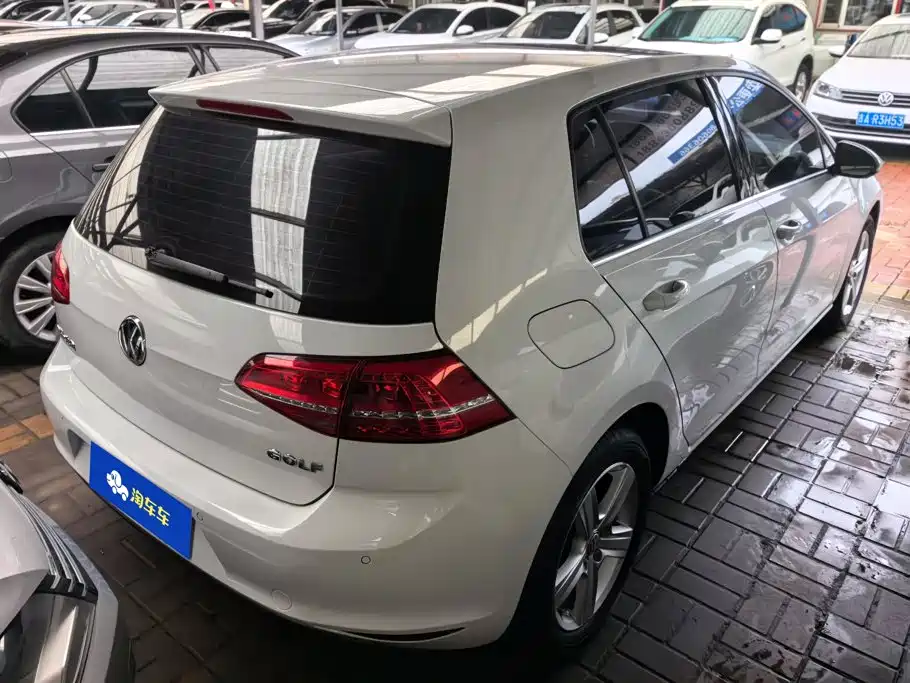 Volkswagen Golf 2014