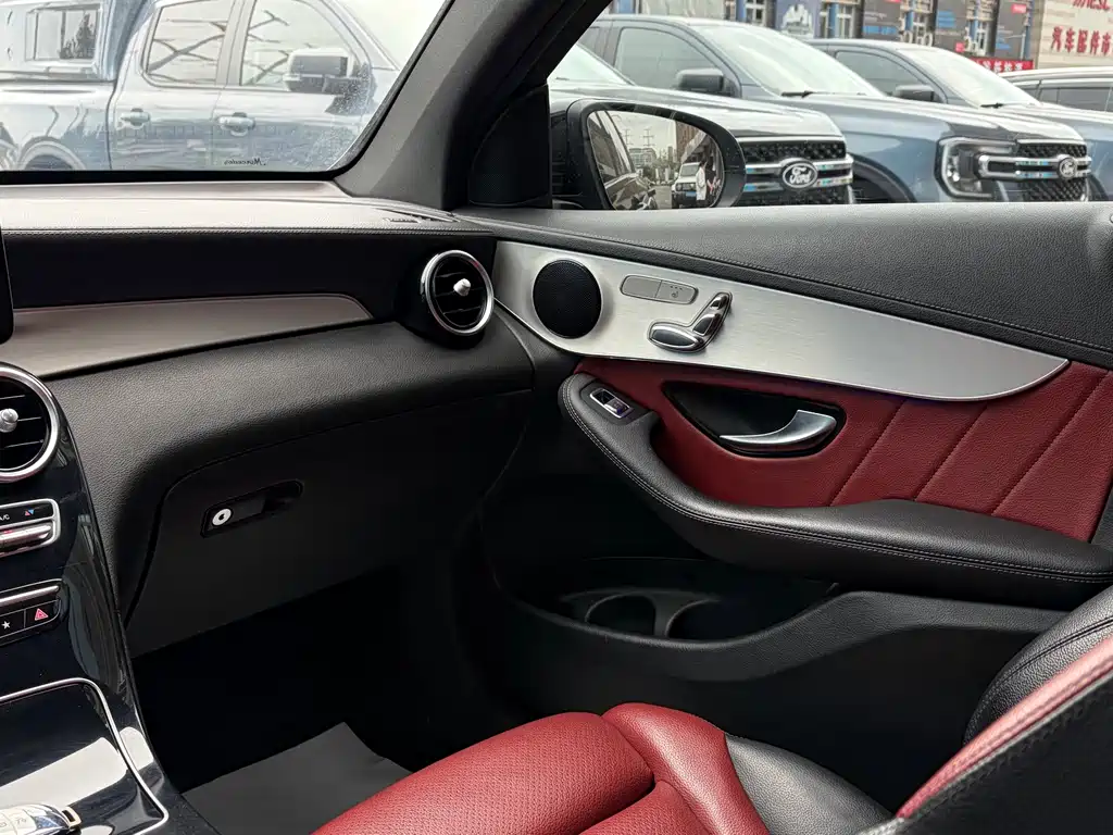 Mercedes-Benz GLC Coupe 2020 — фото 18