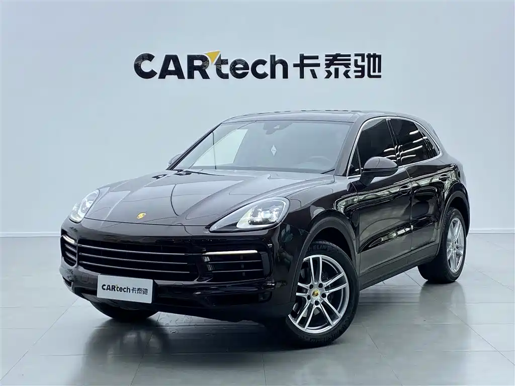 Porsche Cayenne 2019 — фото 35
