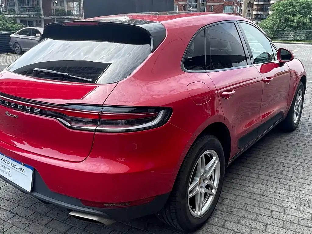 Porsche Macan 2020 — фото 9