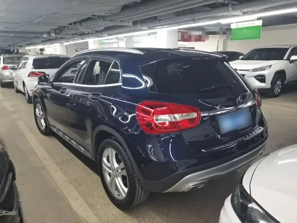 Mercedes-Benz GLA 2017