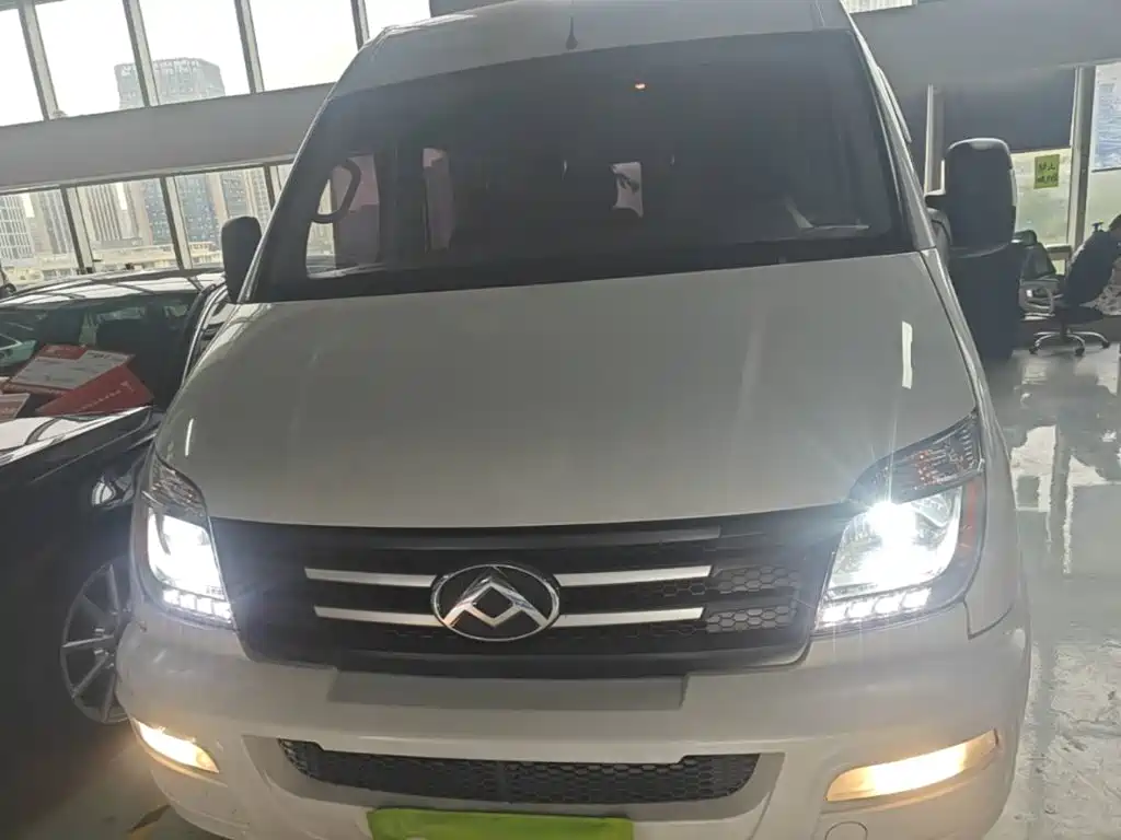 Maxus V80 2023