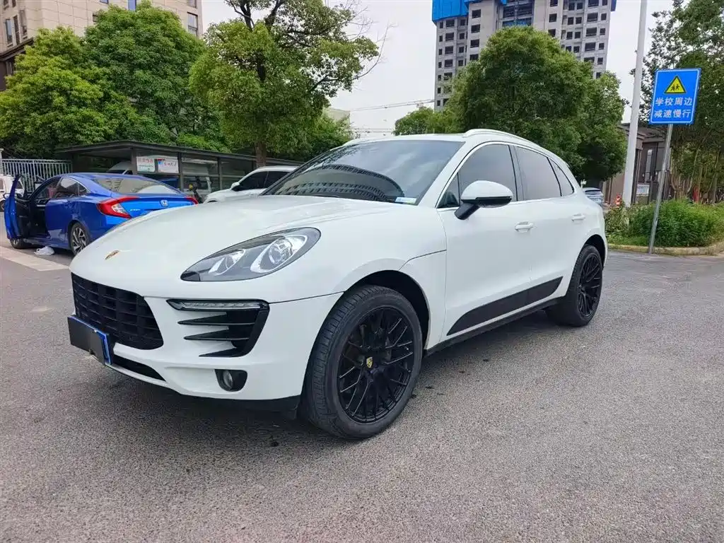 Porsche Macan 2018