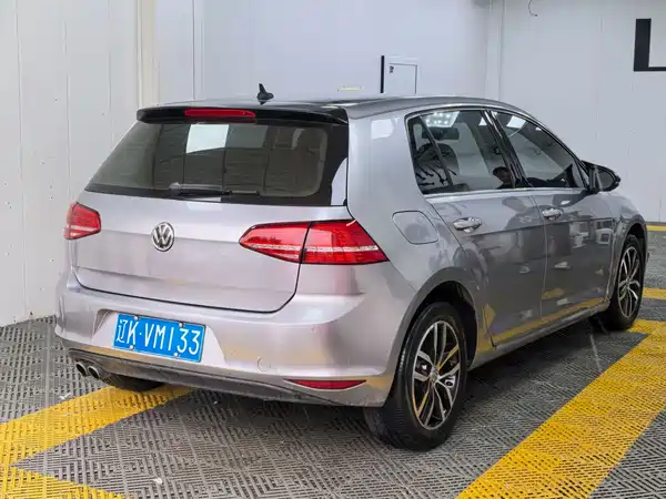 Volkswagen Golf 2016