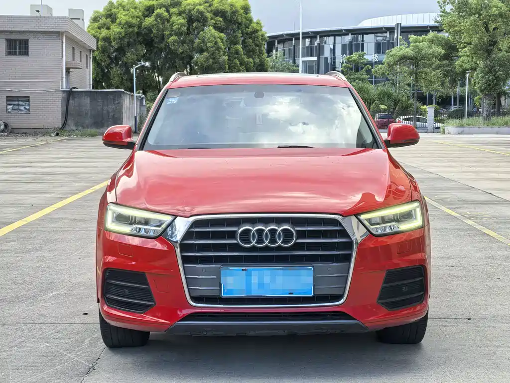Audi Q3 2018 — фото 2