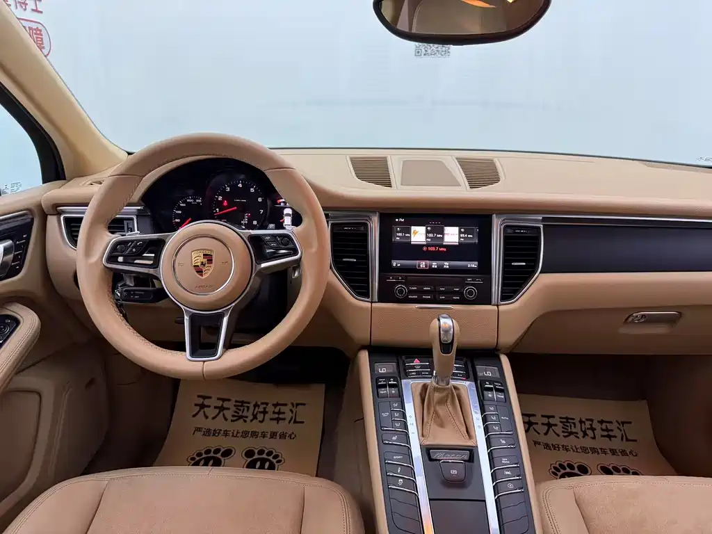 Porsche Macan 2016 — фото 8