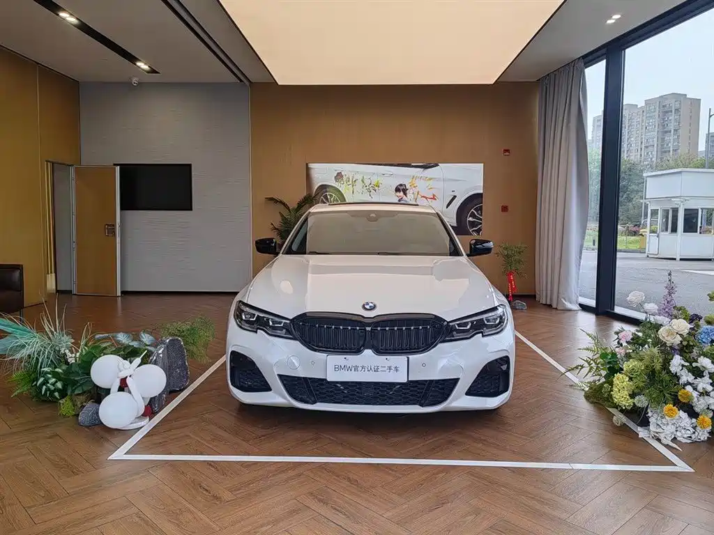 BMW 3 Series 2022