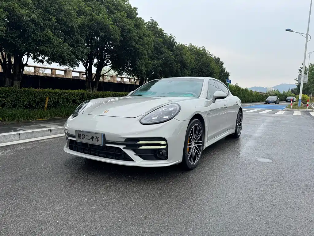 Porsche Panamera 2010