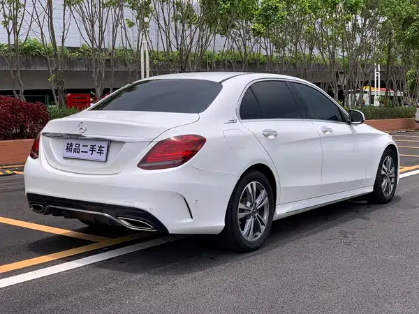 Mercedes-Benz C-Class 2019
