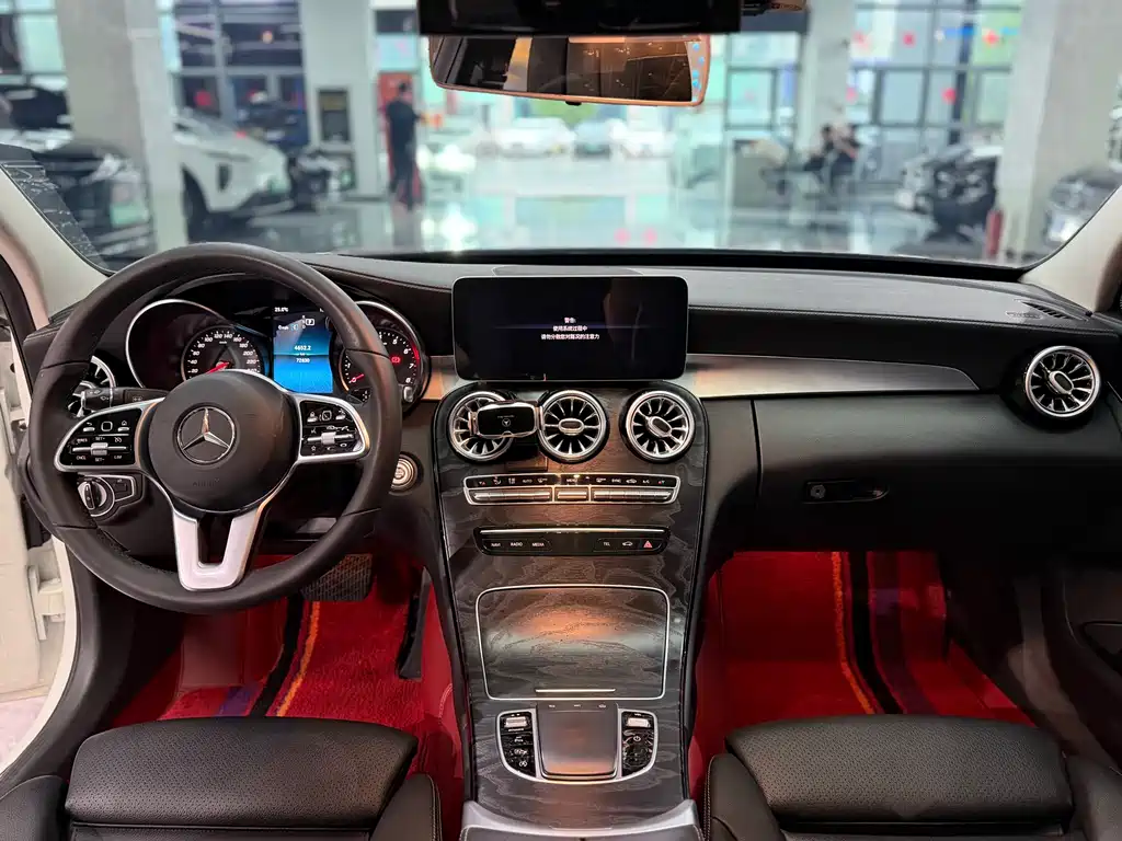 Mercedes-Benz C-Class 2019 — фото 10