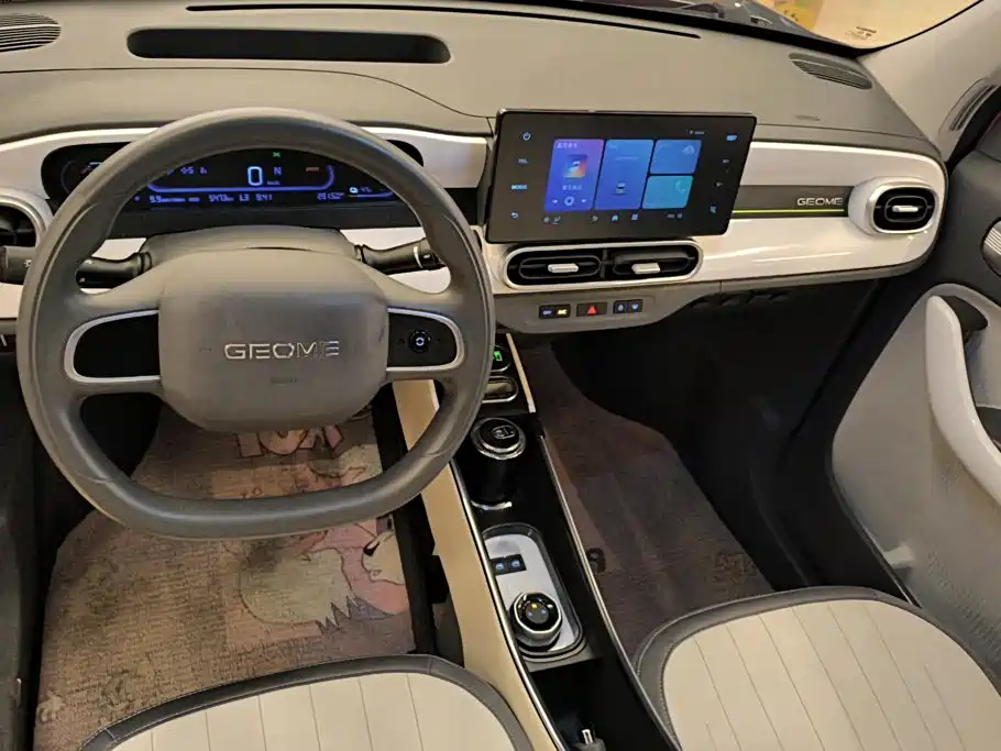 Geely Galaxy Panda 2025 — фото 11