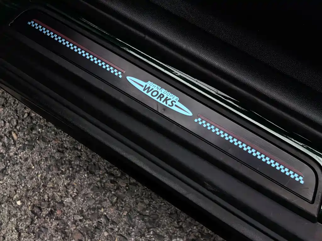 MINI Countryman 2018 — фото 15