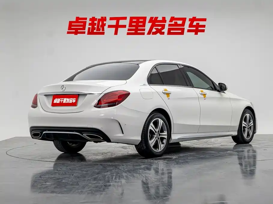 Mercedes-Benz C-Class 2019 — фото 2