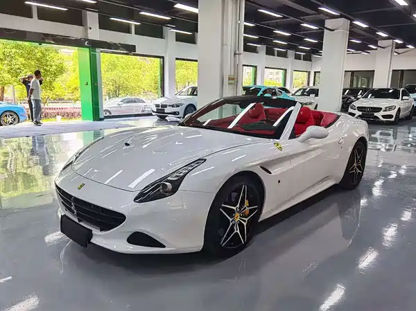 Ferrari California T 2016
