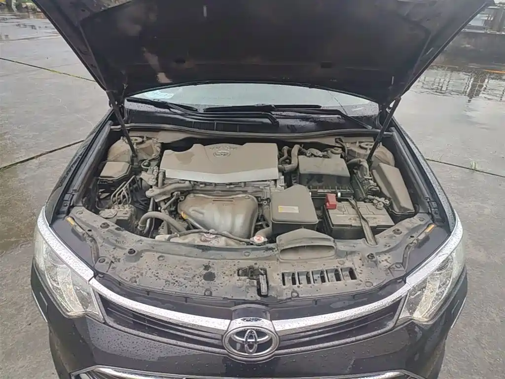 Toyota Camry 2017 — фото 20